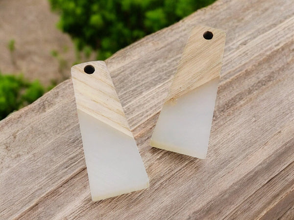 *2* 30x12mm Wood/Resin (Ecru) Trapezoid Pendants