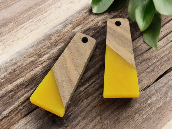 *2* 30x12mm Wood/Resin (Yellow) Trapezoid Pendants