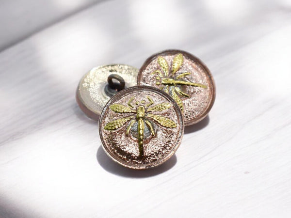 18mm Dragonfly Button Peach with a Gold Dragonfly - Czech Glass Buttons