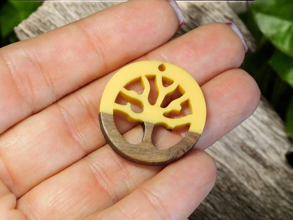 28mm Wood Resin Tree of LIfe Pendant (Yellow)