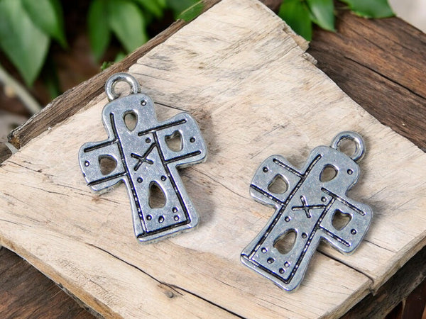 *10* 22x16mm Antique Silver Cross Charms