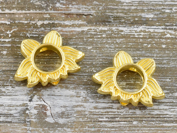 *15* 14x19mm Bright Gold Lotus Flower Bead Frames