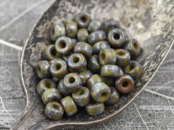 10g Opaque Wasabi Travertine 2/0 Matubo Beads