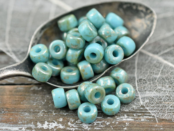 20g Blue Turquoise Rembrandt 2/0 Matubo Beads