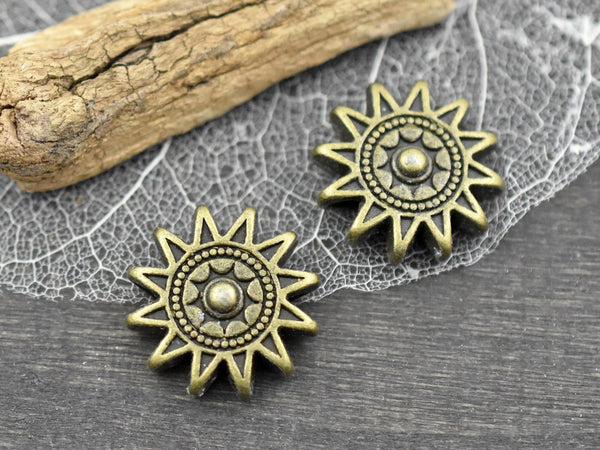 *4* 17mm Antique Bronze Sun Beads