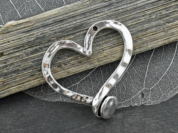 49x48mm Antique Silver Hammered Heart Pendant