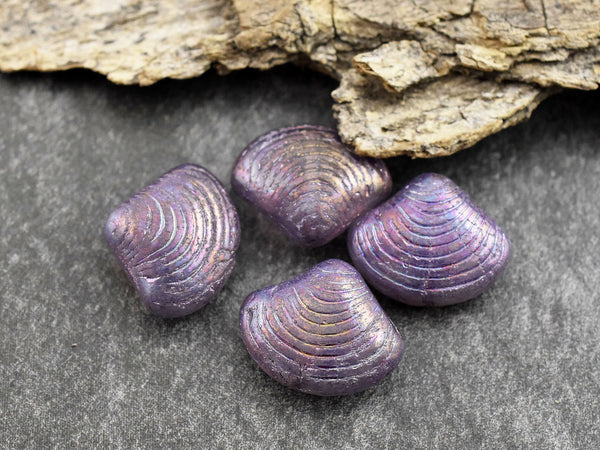 Czech Glass Beads - Sea Shell Beads - Scallop Shell Beads - 15x18mm - 8pcs - (B705)