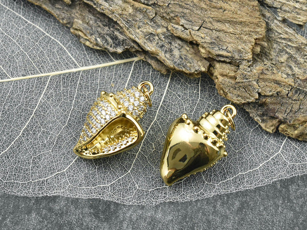 Metal Charms - Micro Pave Charms - CZ Charms - Conch Shell - Gold Charms - 1pc - 22x14x10 - (1295)