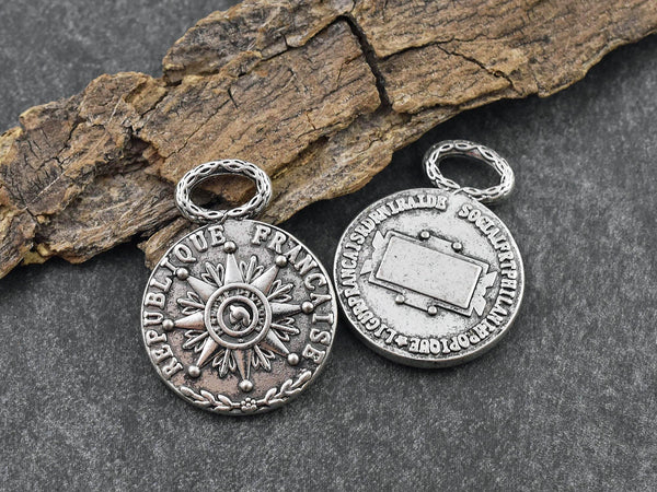 *5* 33x25mm Antique Silver FRANCAISE Compass Pendants