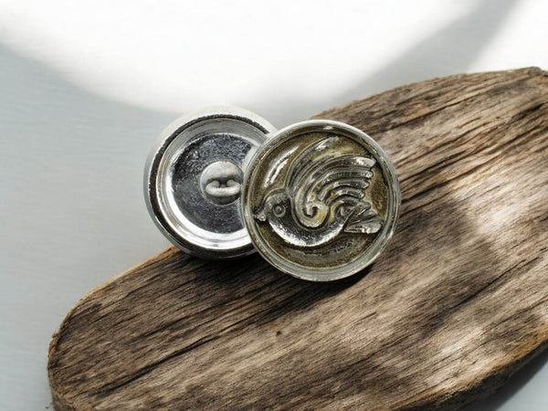 Bird Button - Czech Glass Buttons - Shank Buttons - Artisan Button - Handmade Button - 18mm - (1606) 1pcs