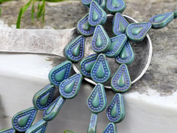 Czech Glass Beads - Teardrop Beads - Filigree Style Beads - Tear Drop Beads - 10pcs - 14x10mm - (5928)