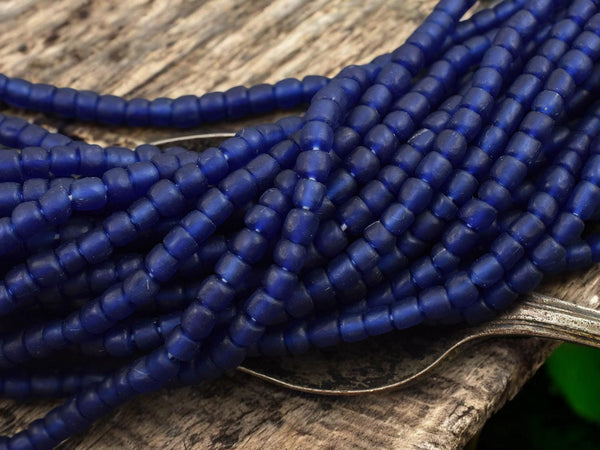 Indonesian Beads - Java Glass Beads - Seed Beads - 4-7mm - 24" Strand - (A173)