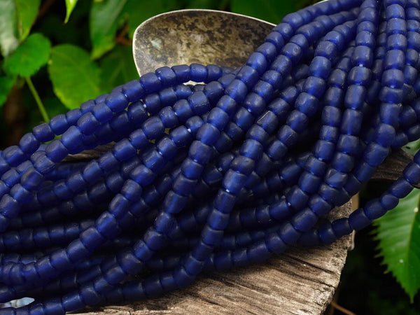 Indonesian Beads - Java Glass Beads - Seed Beads - 4-7mm - 24" Strand - (A173)