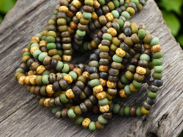 Aged Sead Beads - Picasso Beads - Large Seed Beads - 2/0 - Czech Glass Beads - 6mm Beads - Large Hole Beads - 22" Strand - (B177)