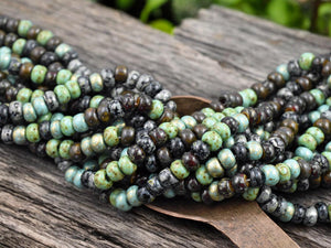 2/0 Aged Jade Jeweled Metallic Mix Seed Beads (20