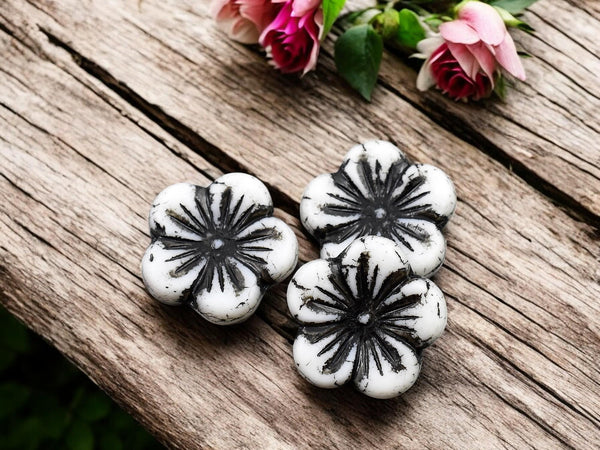 Hawaiian Flower Beads - Czech Glass Beads - Large Flower Beads - Hibiscus Flower - 21mm - 2pc - (393)