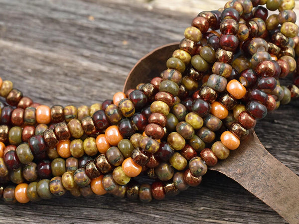 2/0 Aged Ides Striped Picasso Seed Beads - 20" Strand