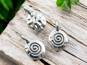 *10* 19x11m Antique Silver Spiral Tag Charms