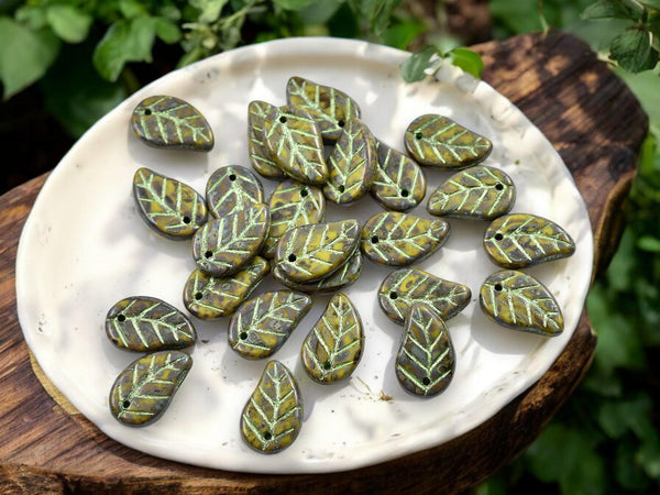 Picasso Beads - Top Hole Leaf - Czech Glass Beads - Leaf Beads - Top Drilled Leaf - 15x9mm- 25pcs - (2138)