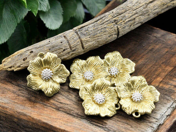 Gold Pendants - Gold Pendants - Flower Pendant - Metal Pendant - 26x25mm - (A208)