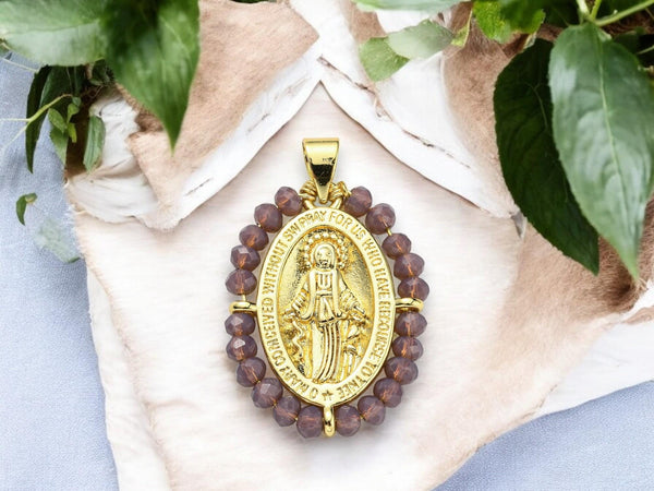 Virgin Mary Pendant - Gold Pendant - Beaded Pendant - 25x20mm - 1pc - Choose Your Color