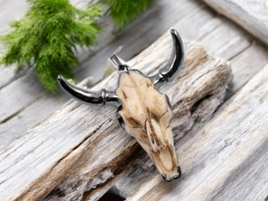 Bohemian Pendant - Cow Pendant - Bull Pendant - Boho Pendant - Metal Pendant - Gunmetal Pendant - 50x47x15mm - (2385)