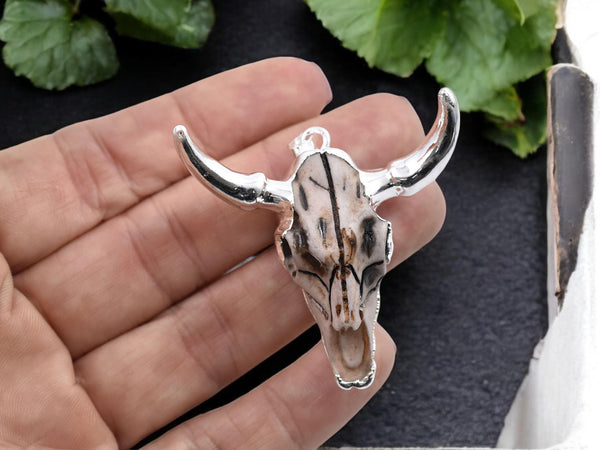 Bohemian Pendant - Cow Pendant - Bull Pendant - Boho Pendant - Metal Pendant - Gold Pendant - 50x47x15mm - (3264)