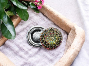 18mm Round Lacy Flower Pink and Green Iridescent Antiqued with Gold Paint - Czech Glass Buttons