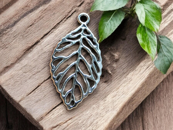 Leaf Pendant - Silver Pendants - Metal Charms - Metal Pendant - Filigree Pendant - 51x27mm - 2pcs - (3093)