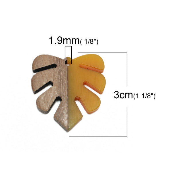 30x28mm Wood/Resin Palm Leaf Pendant (Yellow)