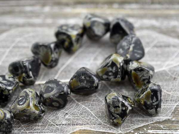 Picasso Beads - Czech Glass Beads - Large Czech Beads - Travertine Beads - Triangle Beads - Vintage Beads - 14mm - 4pcs - (A279)