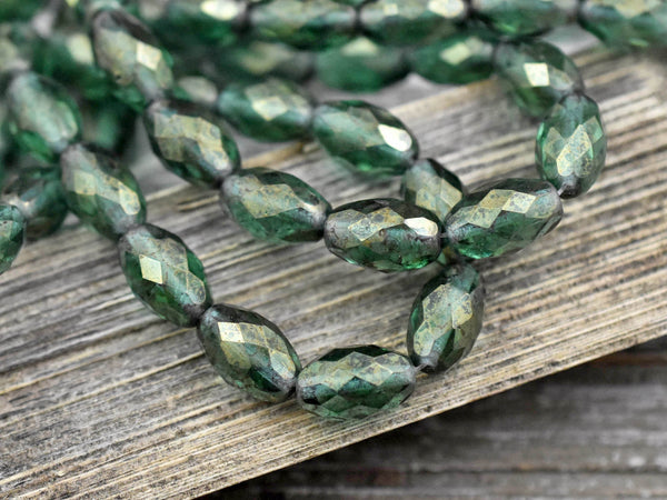 Czech Glass Beads - Fire Polish Beads - Green Beads - Faceted Beads - Oval Beads - 12x8mm - 12pcs (6120)