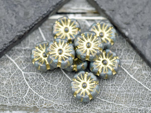 Flower Beads - Czech Glass Beads - Hawaiian Flower Beads - Floral Beads - 16pcs - 9mm - (2692)